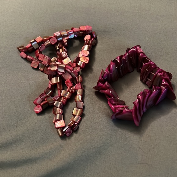 Necklace with matching bracelet - Picture 2 of 5